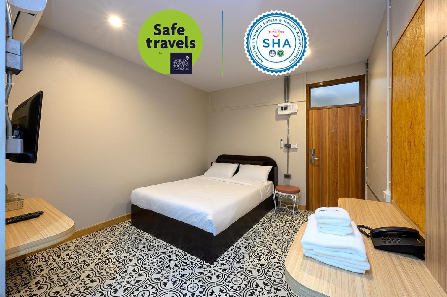 Grand Hotel Buriram Zimmer foto