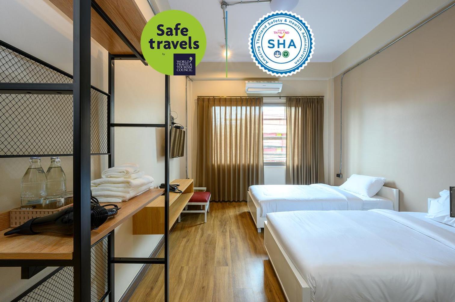 Grand Hotel Buriram Zimmer foto